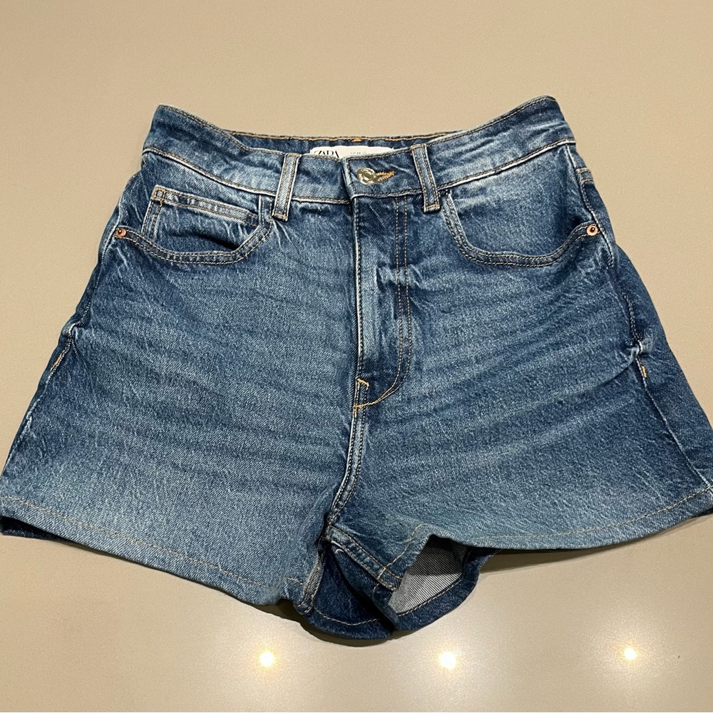 Zara Blue Jean Shorts High-Waisted, size 34, great condition